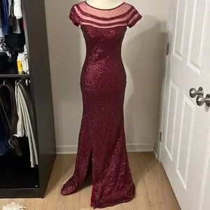 open lace back dress La Femme - 28949 Sequined Off-Shoulder Junior Prom Sheath Gown 18w / Royal Blue main image 0